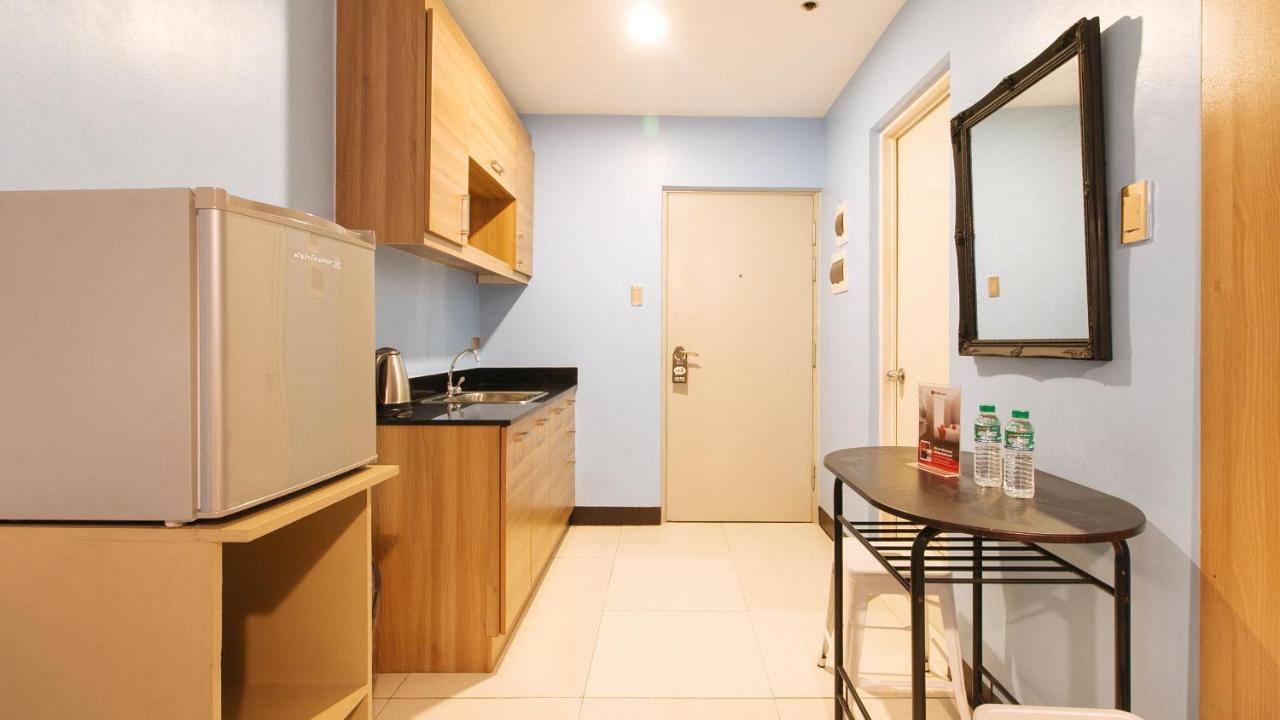 Reddoorz Plus @ Kamuning Quezon City Dış mekan fotoğraf