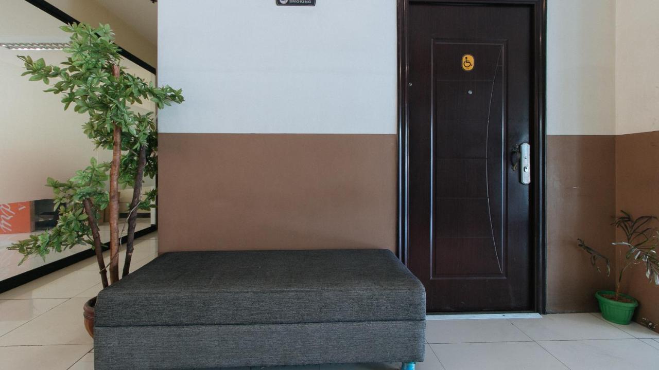 Reddoorz Plus @ Kamuning Quezon City Dış mekan fotoğraf