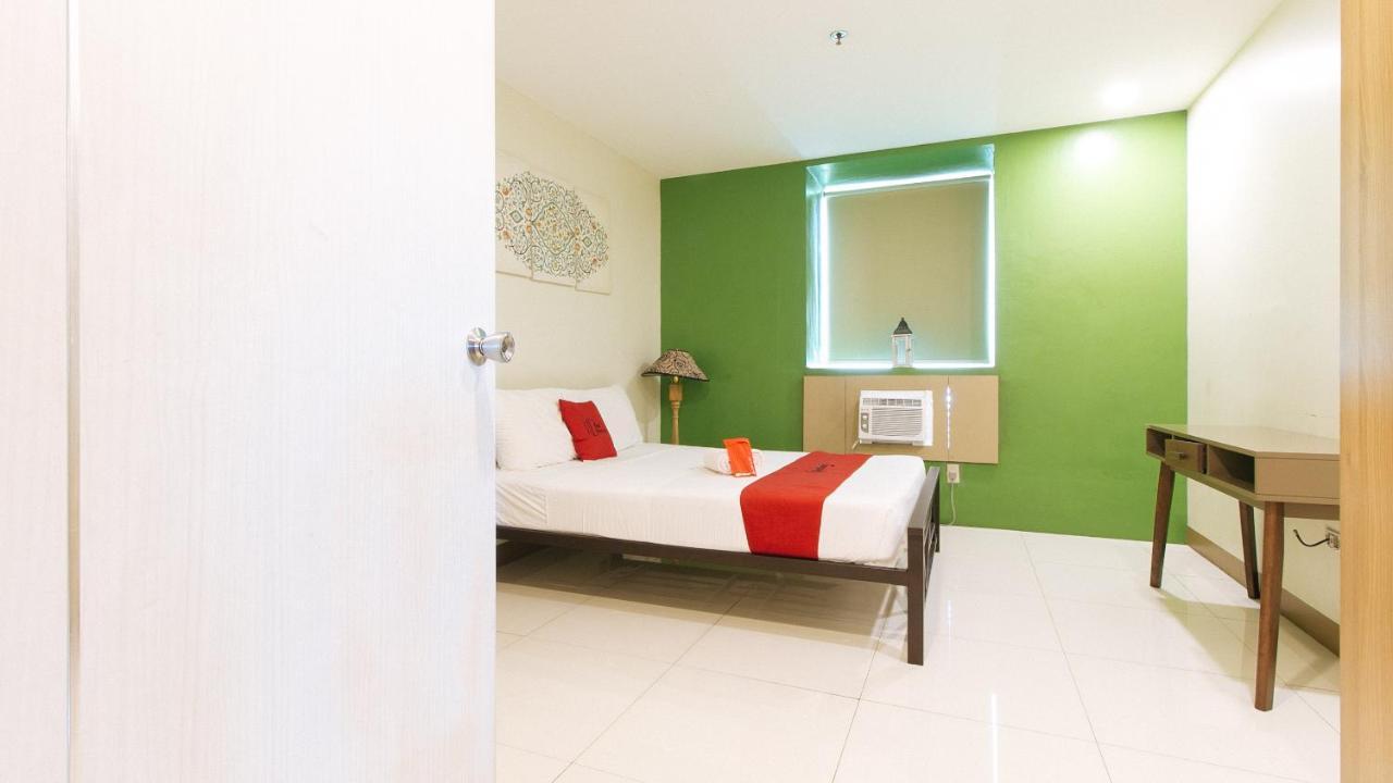 Reddoorz Plus @ Kamuning Quezon City Dış mekan fotoğraf