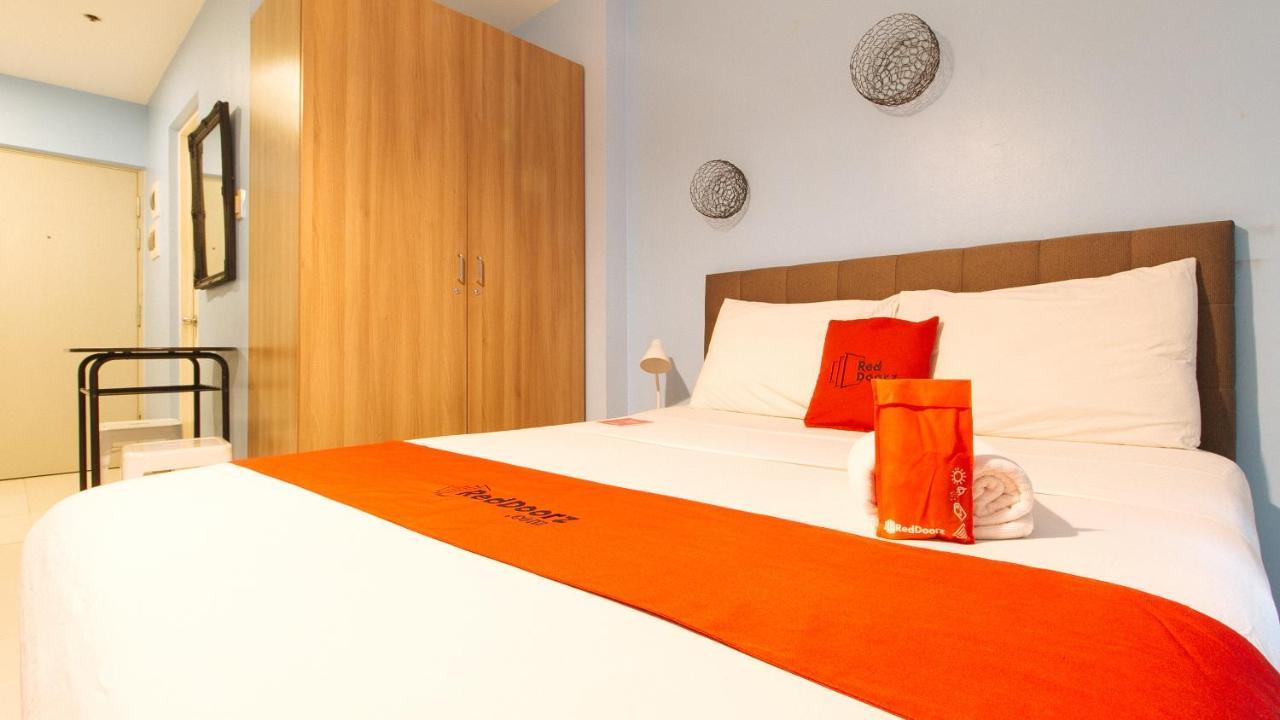 Reddoorz Plus @ Kamuning Quezon City Dış mekan fotoğraf