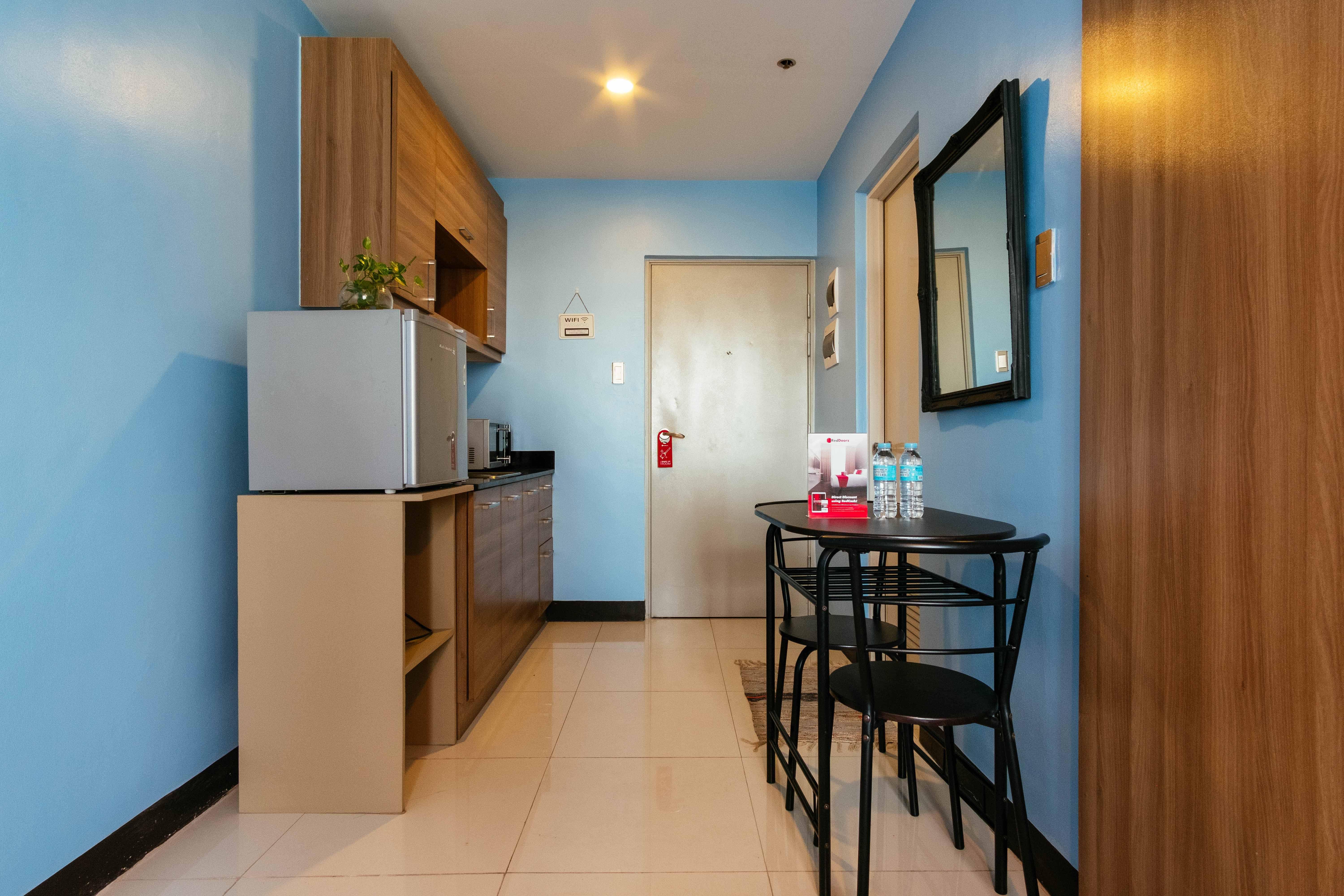Reddoorz Plus @ Kamuning Quezon City Dış mekan fotoğraf