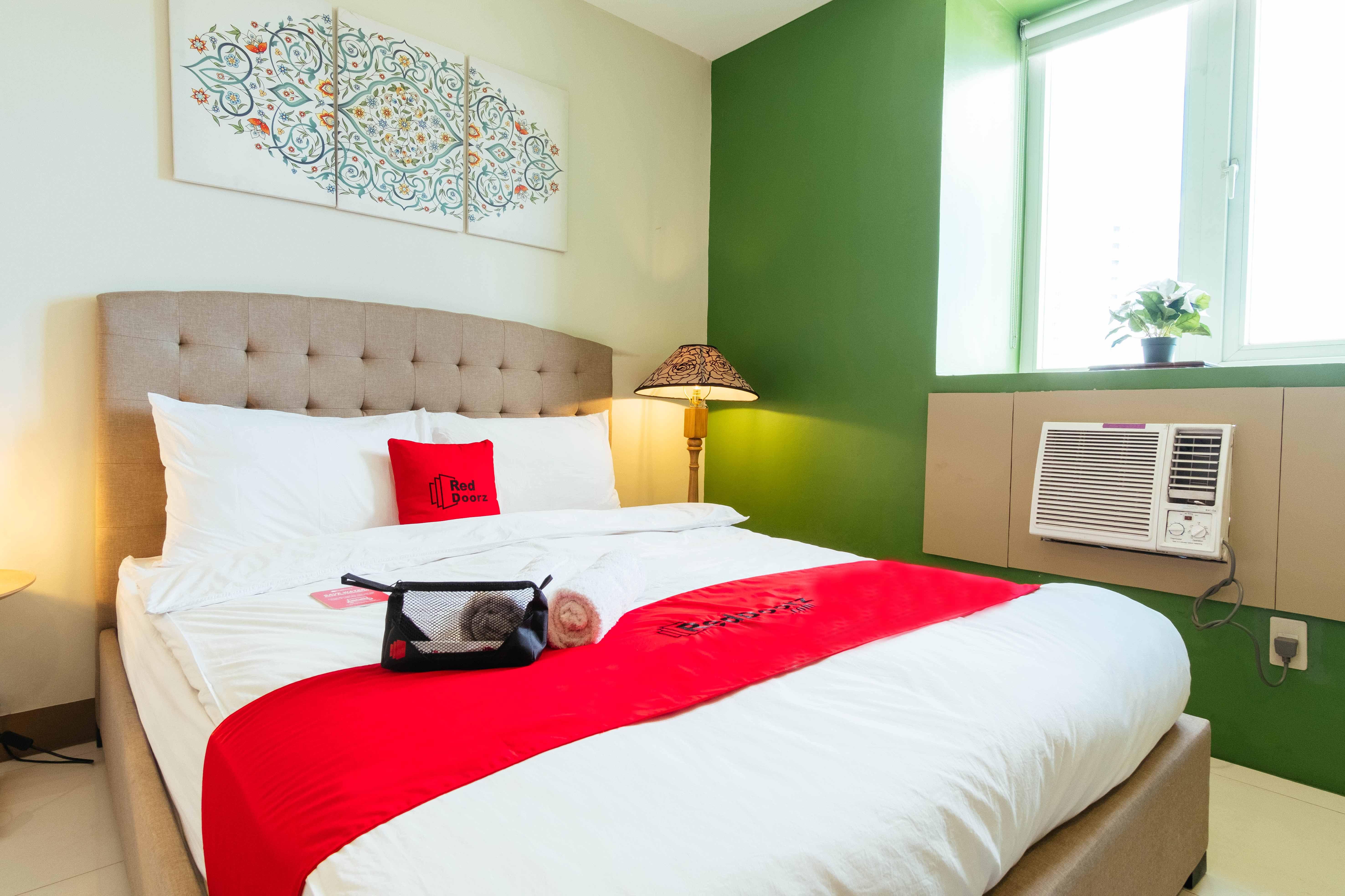 Reddoorz Plus @ Kamuning Quezon City Dış mekan fotoğraf