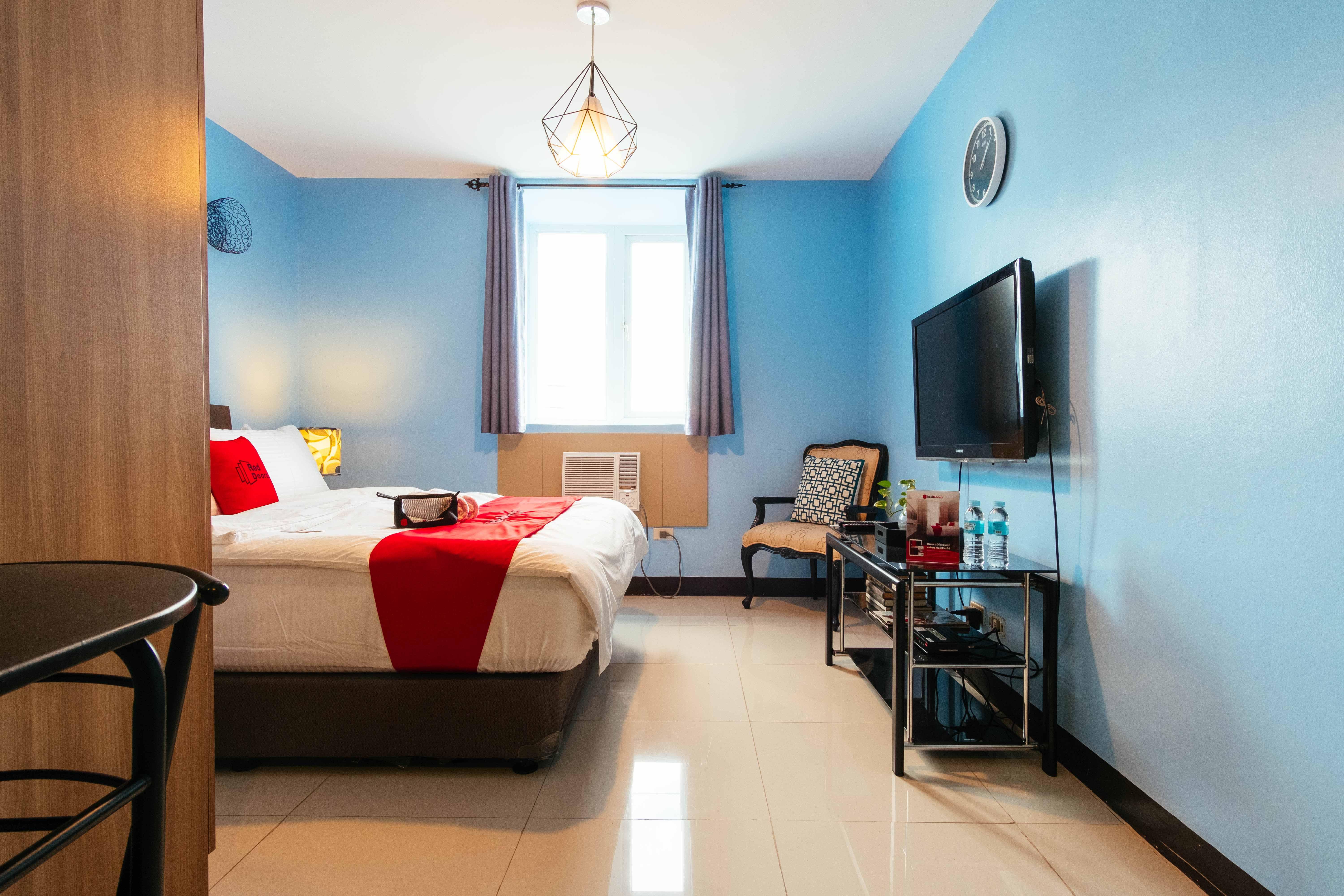 Reddoorz Plus @ Kamuning Quezon City Dış mekan fotoğraf